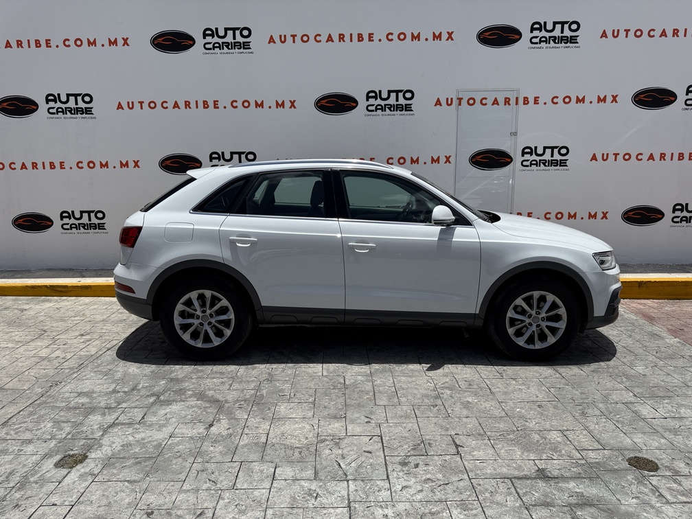 AUDI Q3 2018