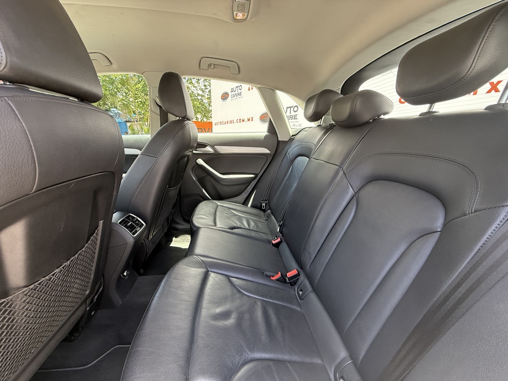 AUDI Q3 2018