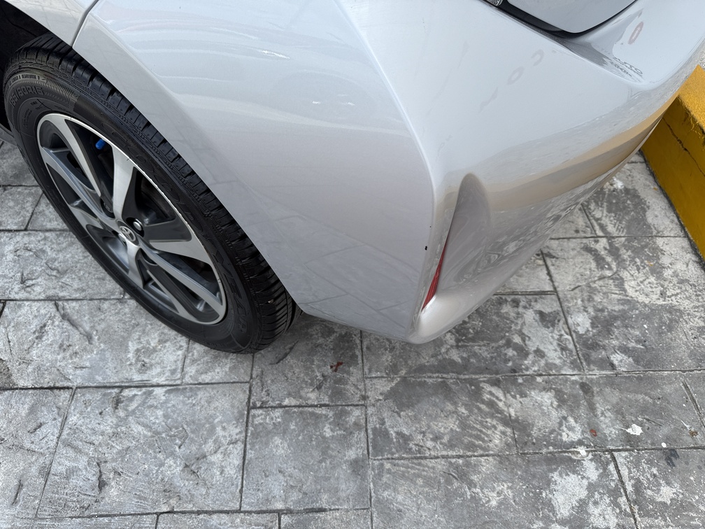 TOYOTA PRIUS 2021
