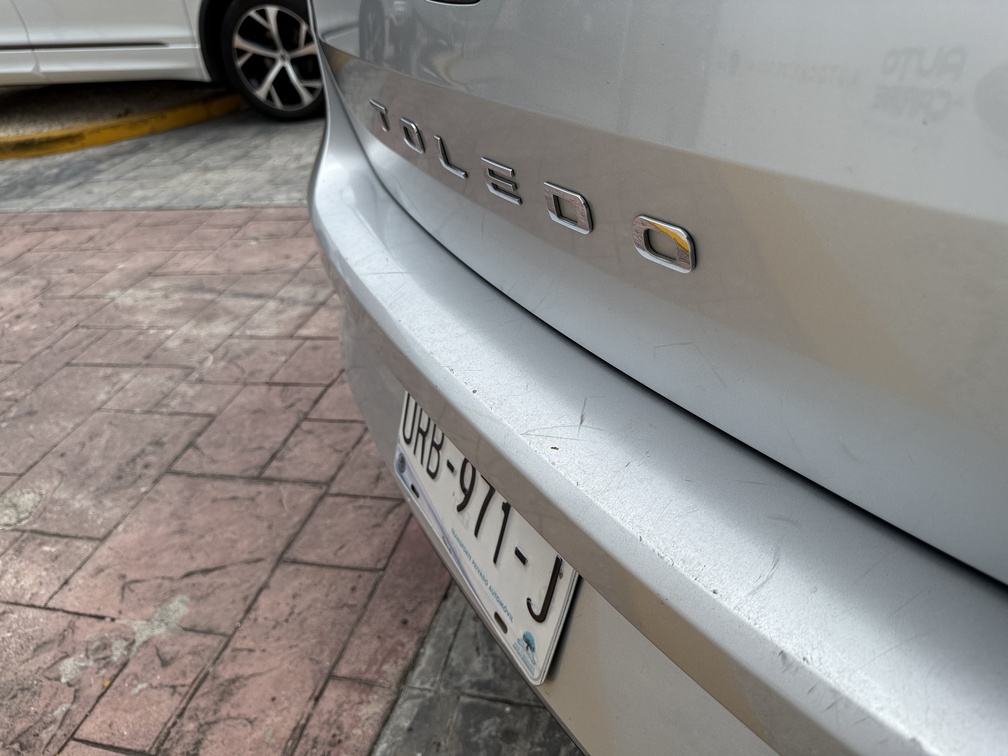 SEAT TOLEDO 2019